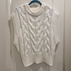 White oversized sweater vest, size medium